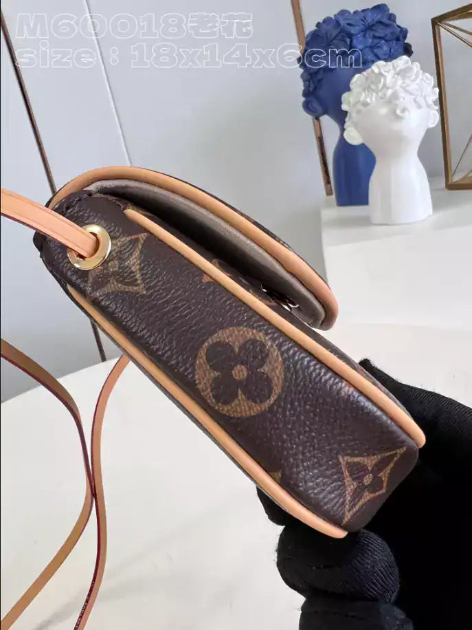 LV Pochette Cancun Pouch Shoulder Bag - Brown