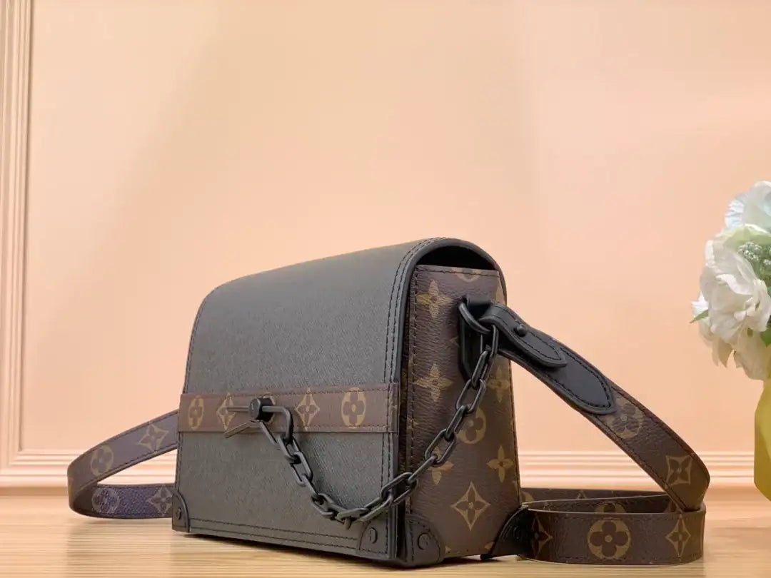 LV Steamer Wearable Wallet - Brown
