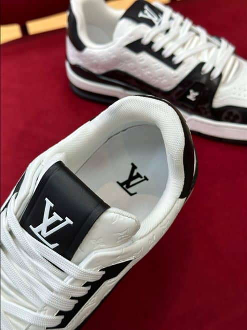 LV Skates - White/Black