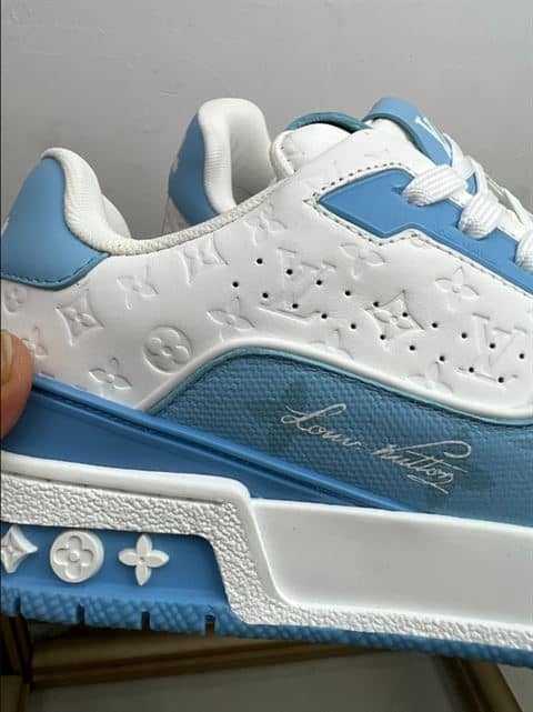 LV Skates - White/Light Blue