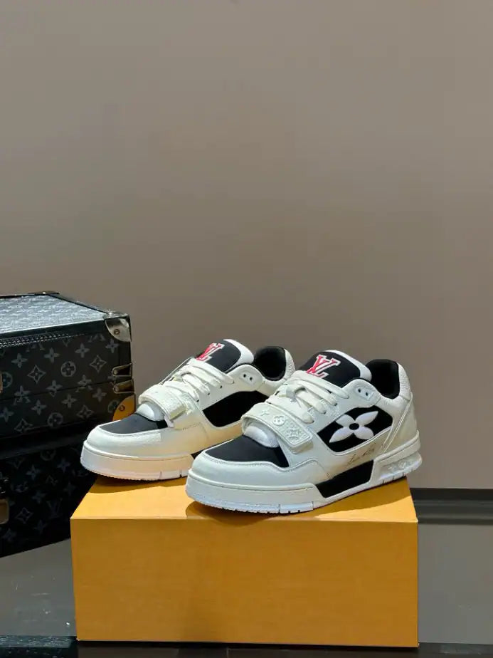 LV Trainer Sneakers - Black/White