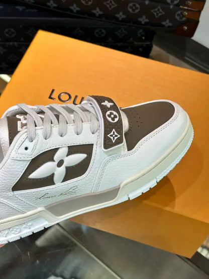 LV Trainer Sneakers - Beige/Brown