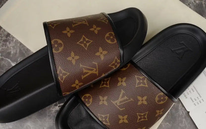 LV Classic Sandals - Black/Brown