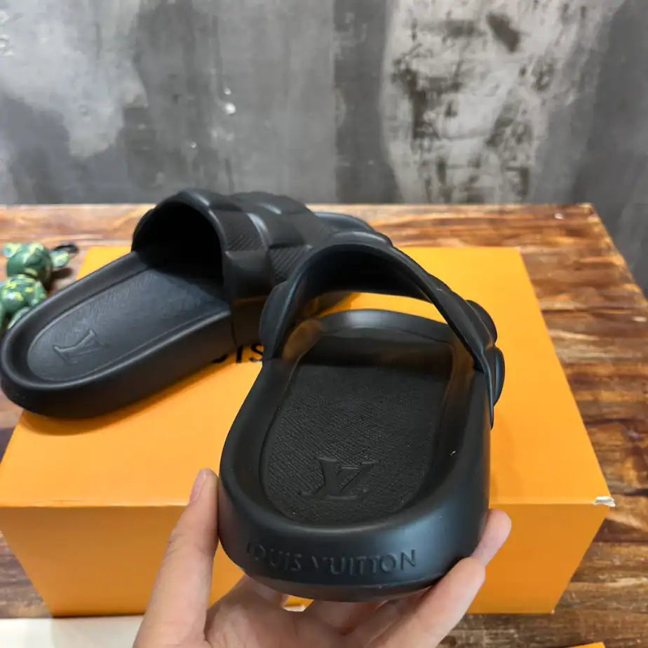 LV Square Slides - Black