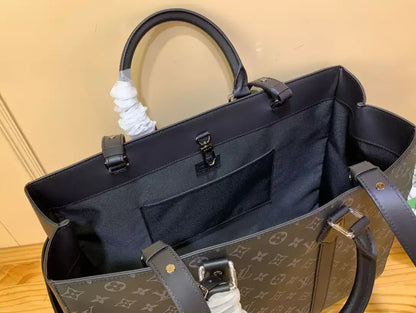 LV Sac Plat 24H Monogram Eclipse - Black