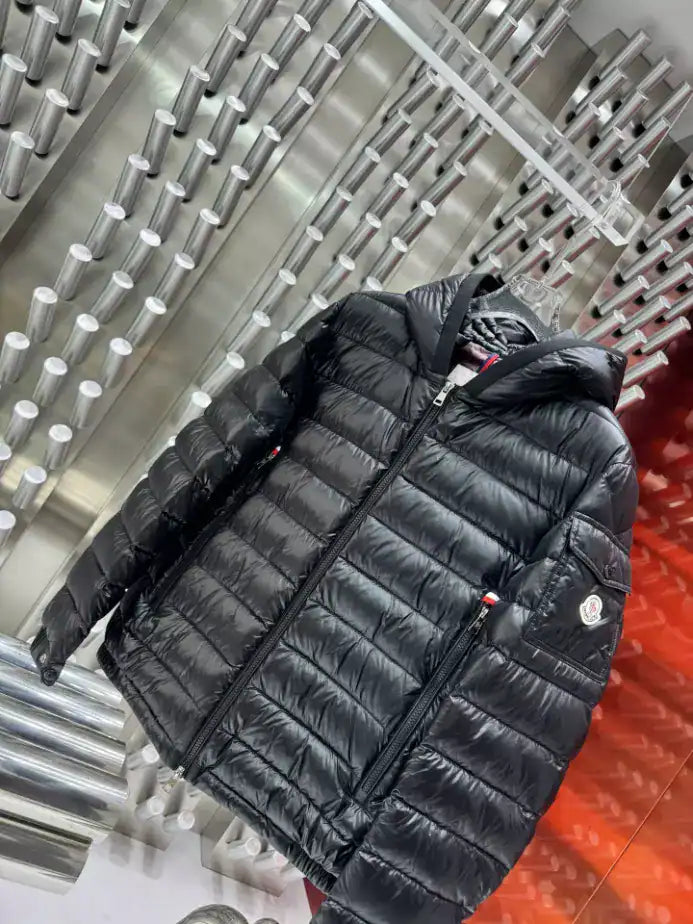 Moncler Galion Short Down Jacket - Black
