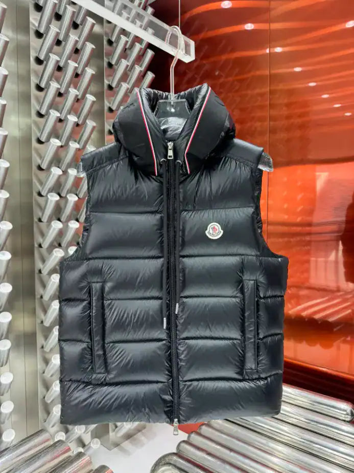 Moncler Luiro Down Vest - Black