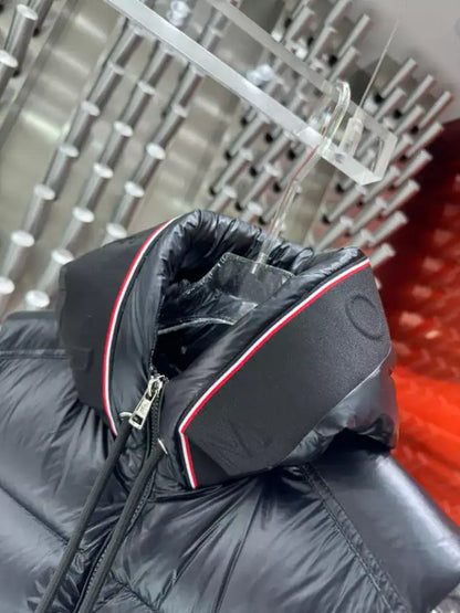 Moncler Luiro Down Vest - Black