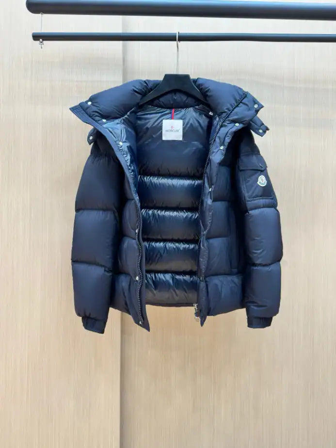 Moncler Vezere Short Down Jacket - Navy