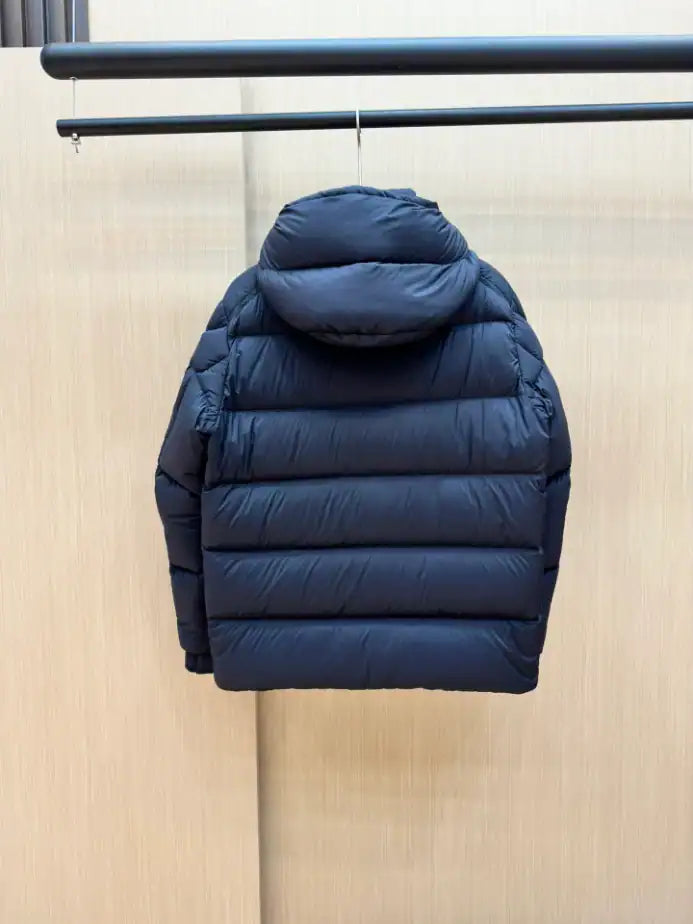 Moncler Vezere Short Down Jacket - Navy