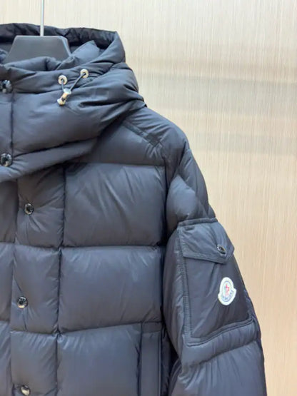 Moncler Vezere Short Down Jacket - Black
