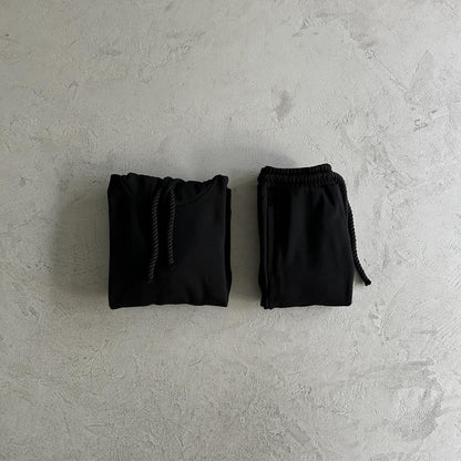 Syn Tracksuit - Black/Red