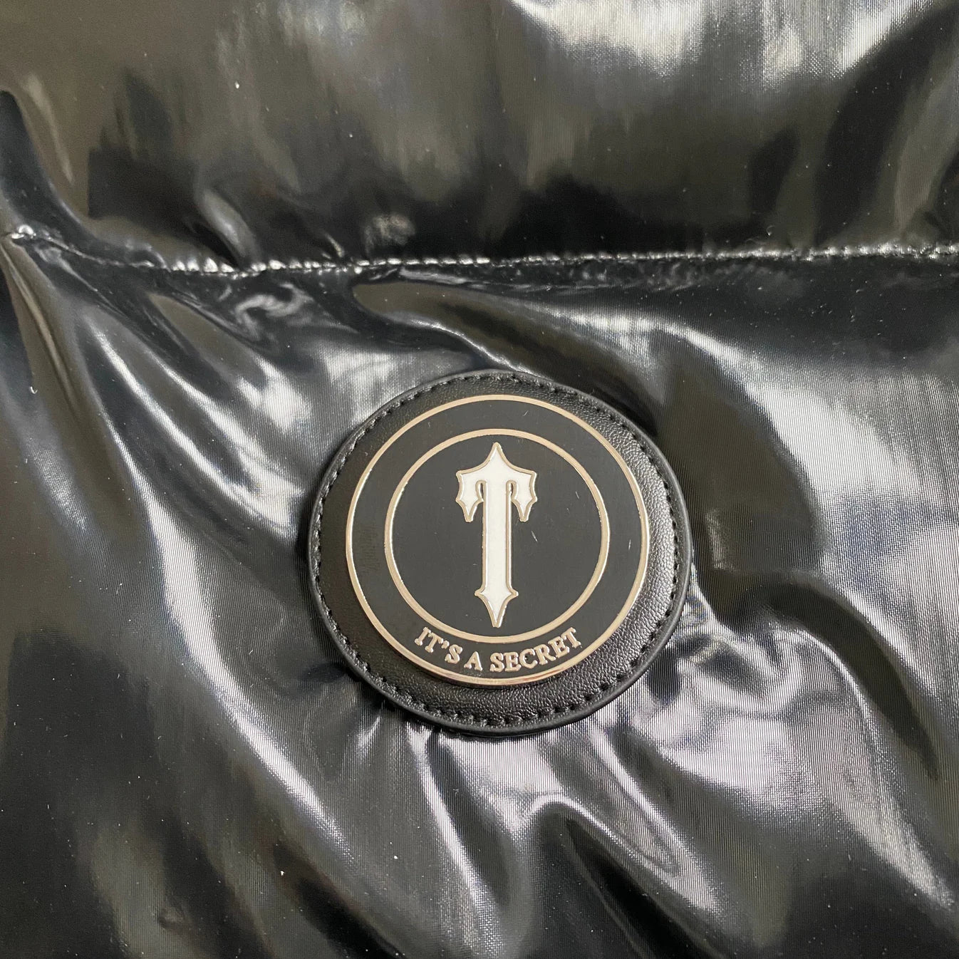 TS Irongate Arch Puffer Jacket - Glossy Black
