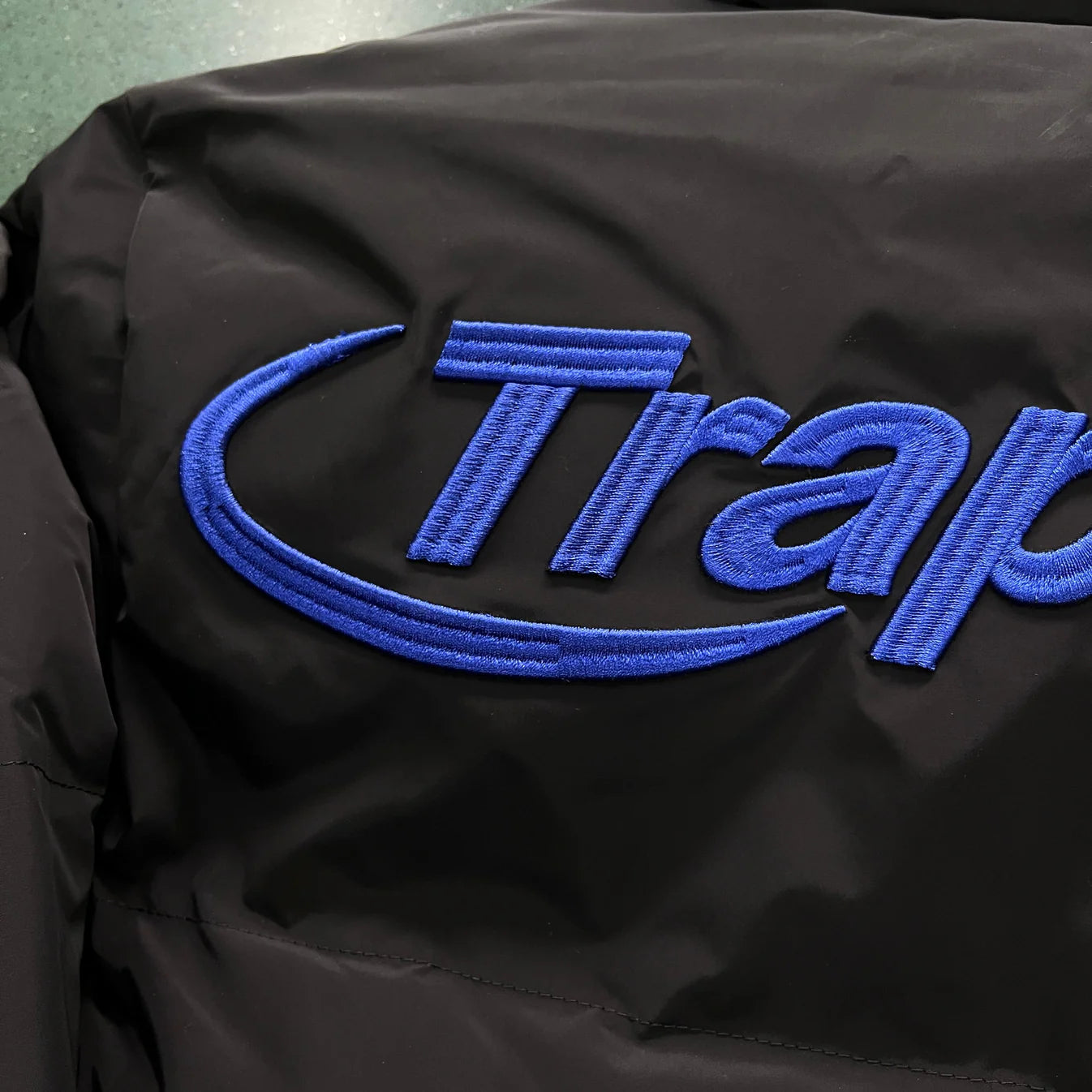 TS Hyperdrive Puffer Jacket - Black/Blue