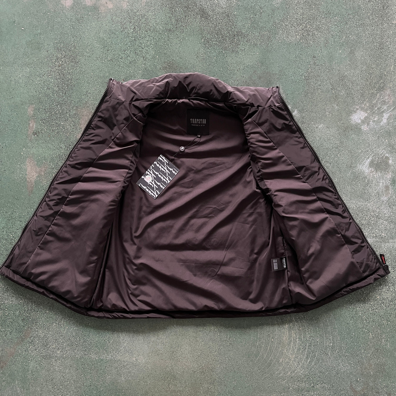 TS Hyperdrive Sleeveless Jacket - Black/Red
