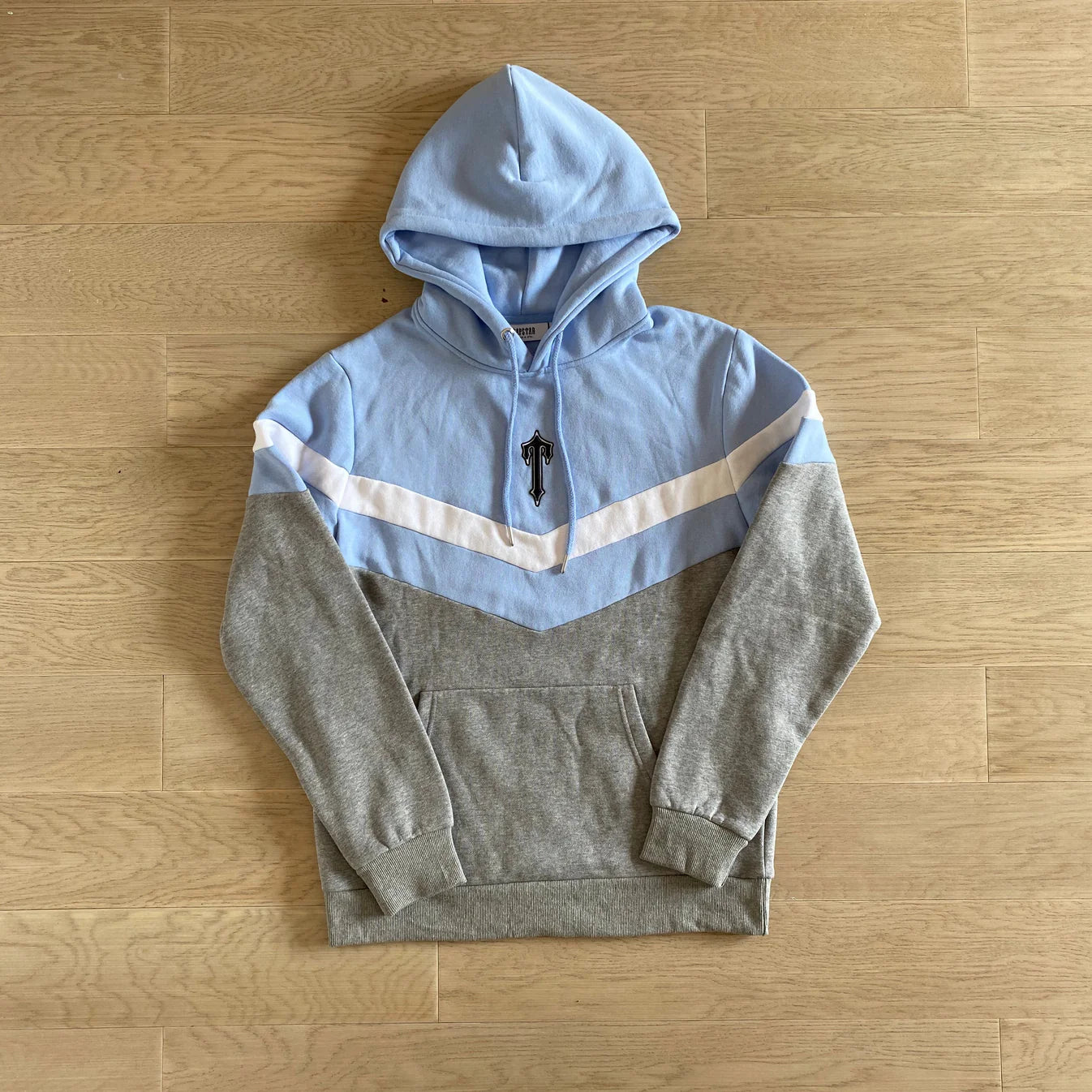 TS V-Stripe Tracksuit - Grey/Sky Blue