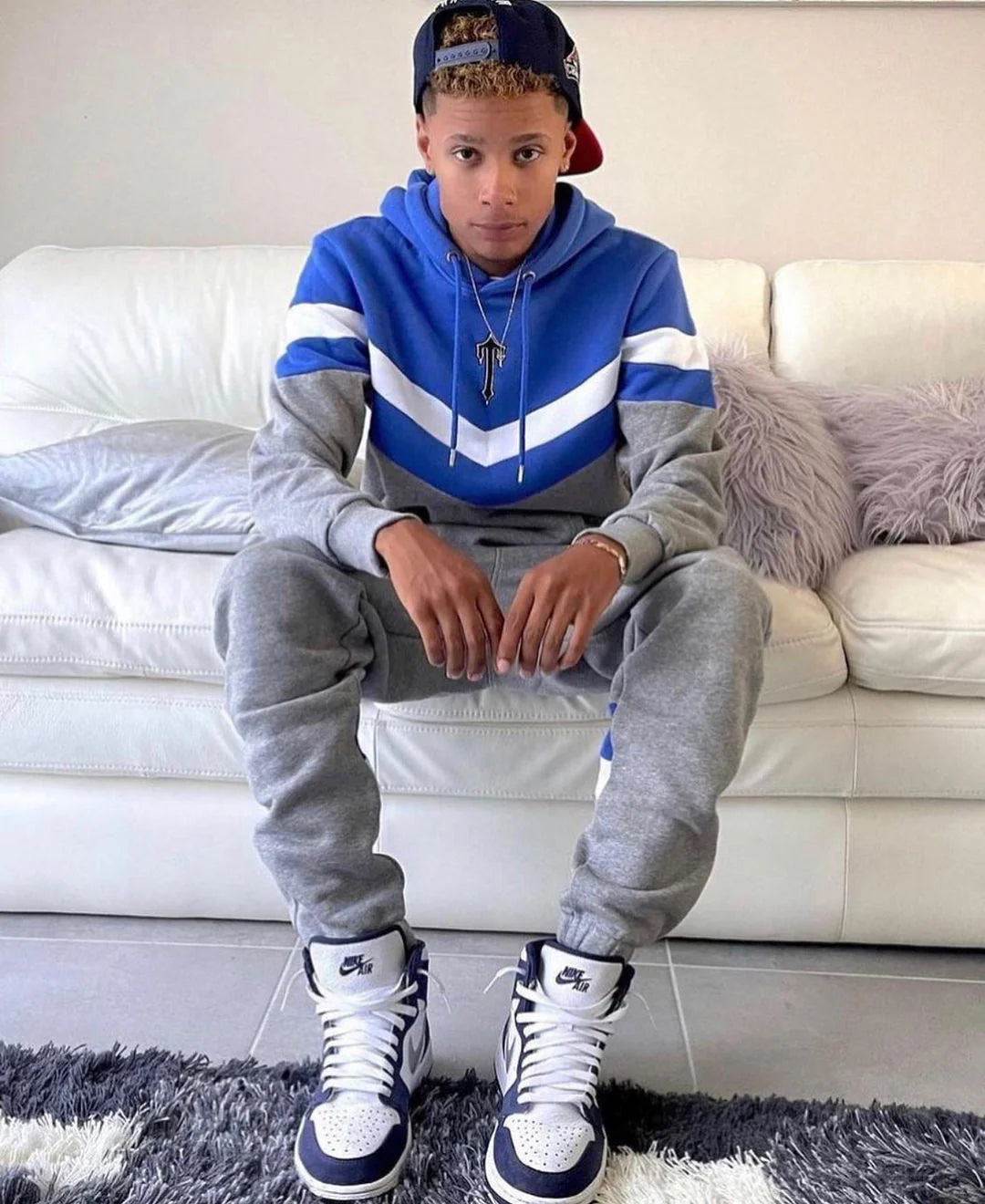 TS V-Stripe Tracksuit - Grey/Blue