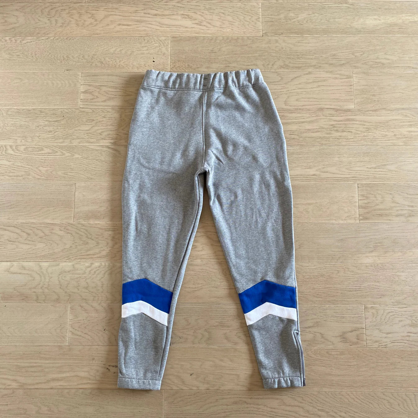 TS V-Stripe Tracksuit - Grey/Blue
