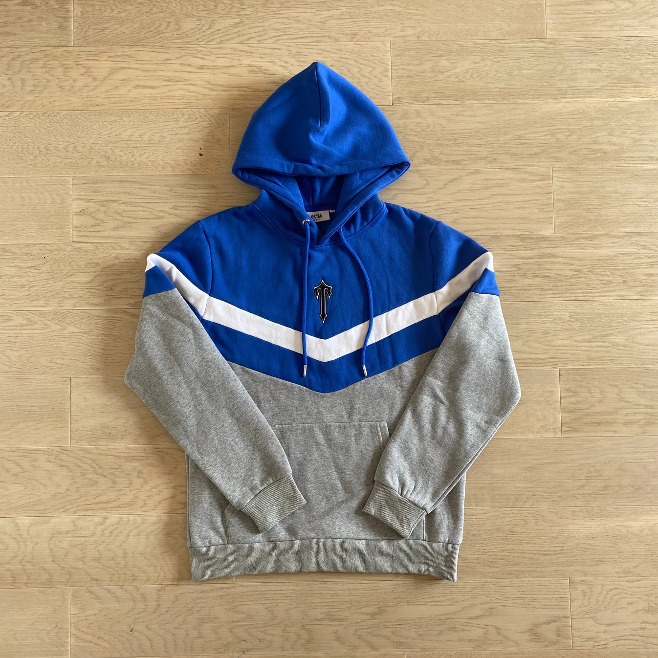 TS V-Stripe Tracksuit - Grey/Blue
