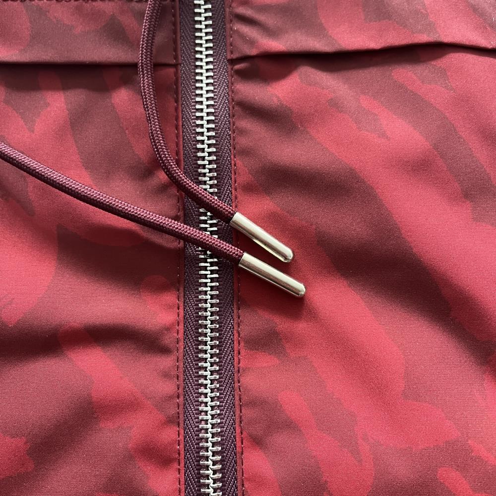 TS Women's Irongate T Windbreaker - Red