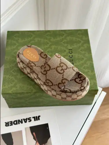 Women's Gucci Plaform Sandals - Beige