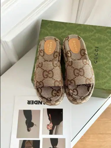 Women's Gucci Plaform Sandals - Beige