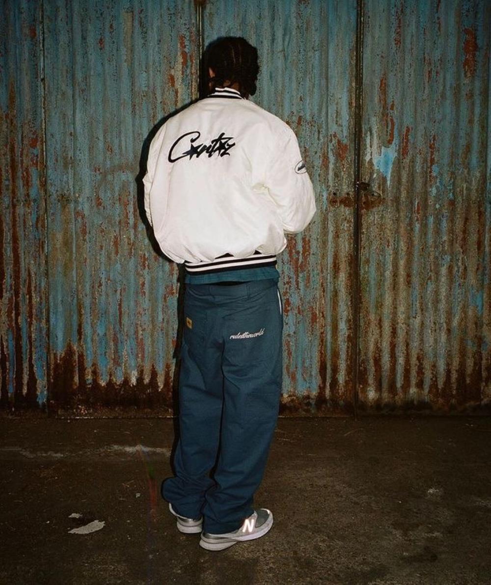Crtez Stadium Jacket - White