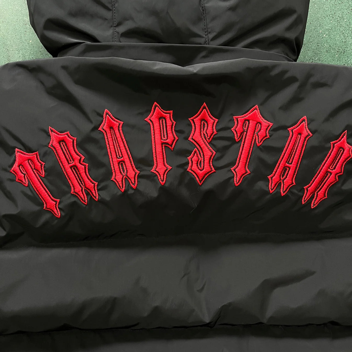 TS Detachable Hooded Puffer Jacket - Black/Red