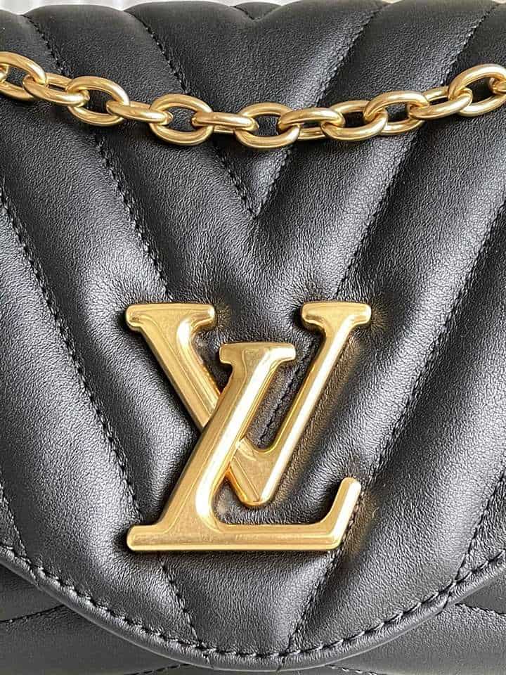 LV New Wave Chain Bag - Black