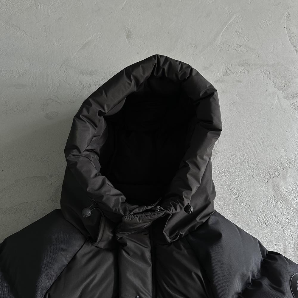 TS Irongate Arch Puffer Jacket - Black/Black