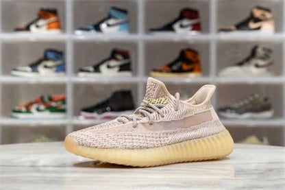 Yeezy Boost 350 V2 - Synth