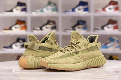 Yeezy Boost 350 V2 - Sulfur