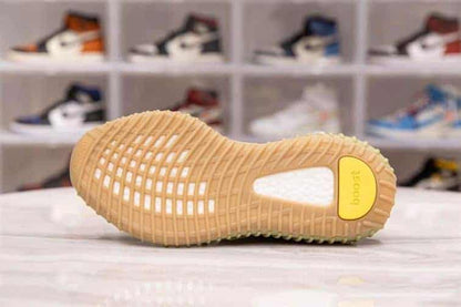 Yeezy Boost 350 V2 - Sulfur