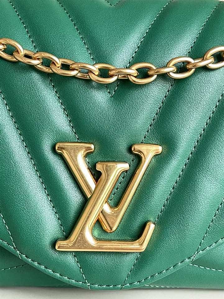 LV New Wave Chain Bag - Green