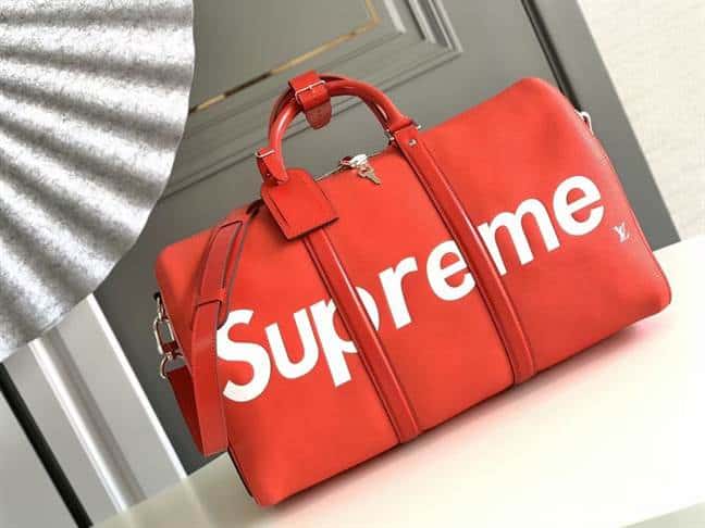 LV X Supreme Duffle Bag - Red