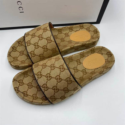 Gucci Classic Slide Sandals - Beige