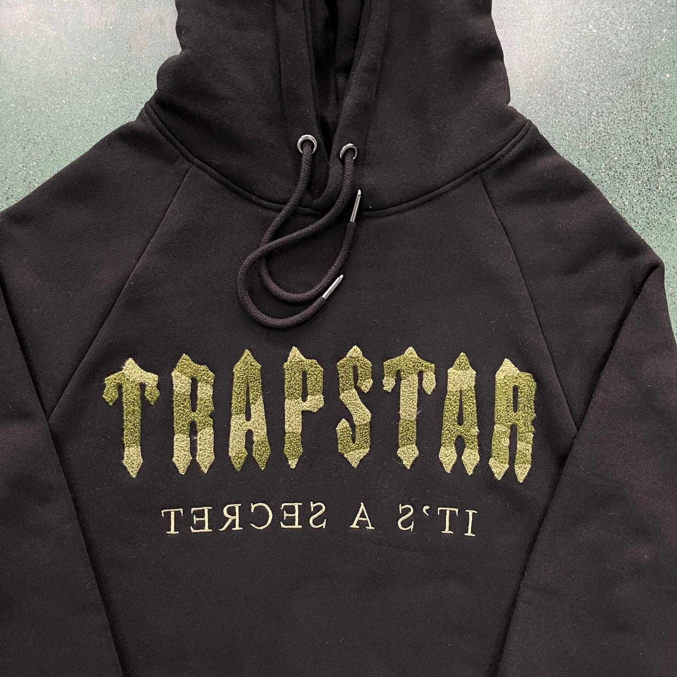 TS Decoded Chenille Tracksuit - Olive Camo/Black