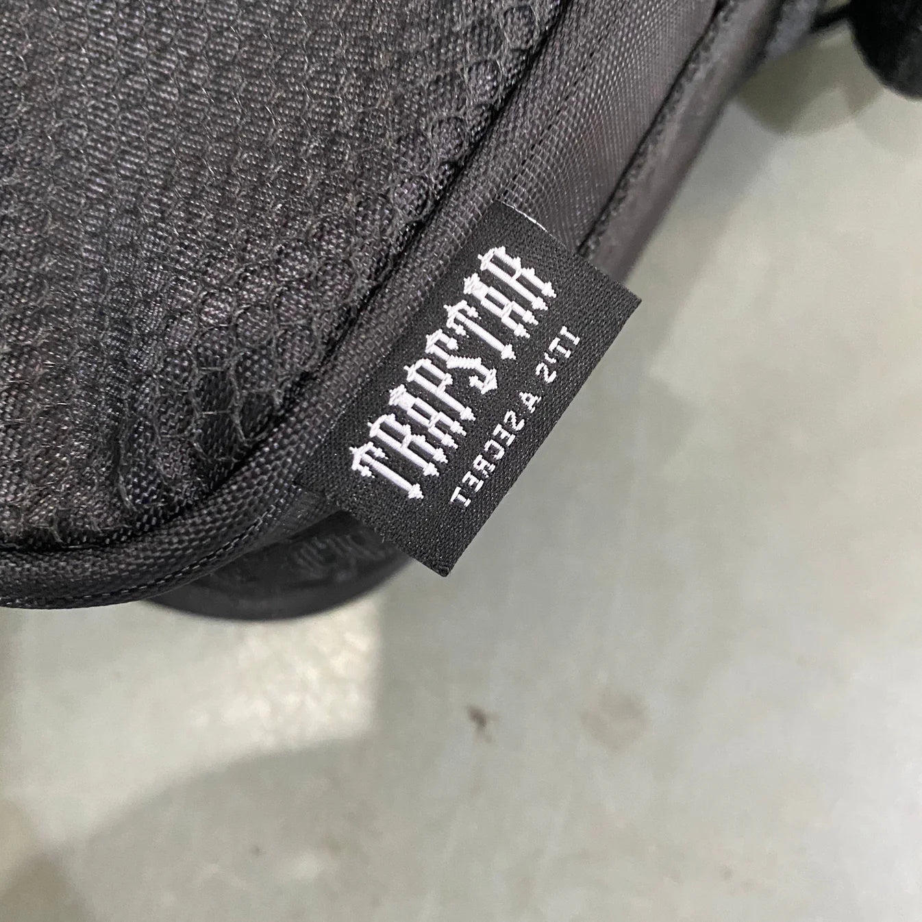TS Messenger Bag 1.0 - Black/Green