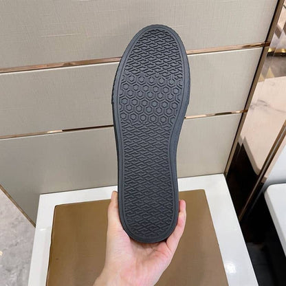 Burberry Logo Trap Sneakers - Black
