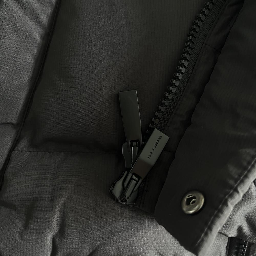 TS Decoded Gilet - Black