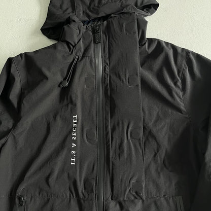 TS Decoded Windbreaker - Black