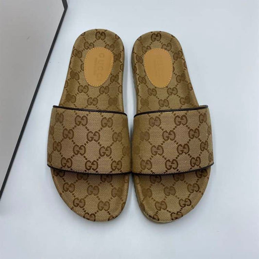 Gucci Classic Slide Sandals - Beige