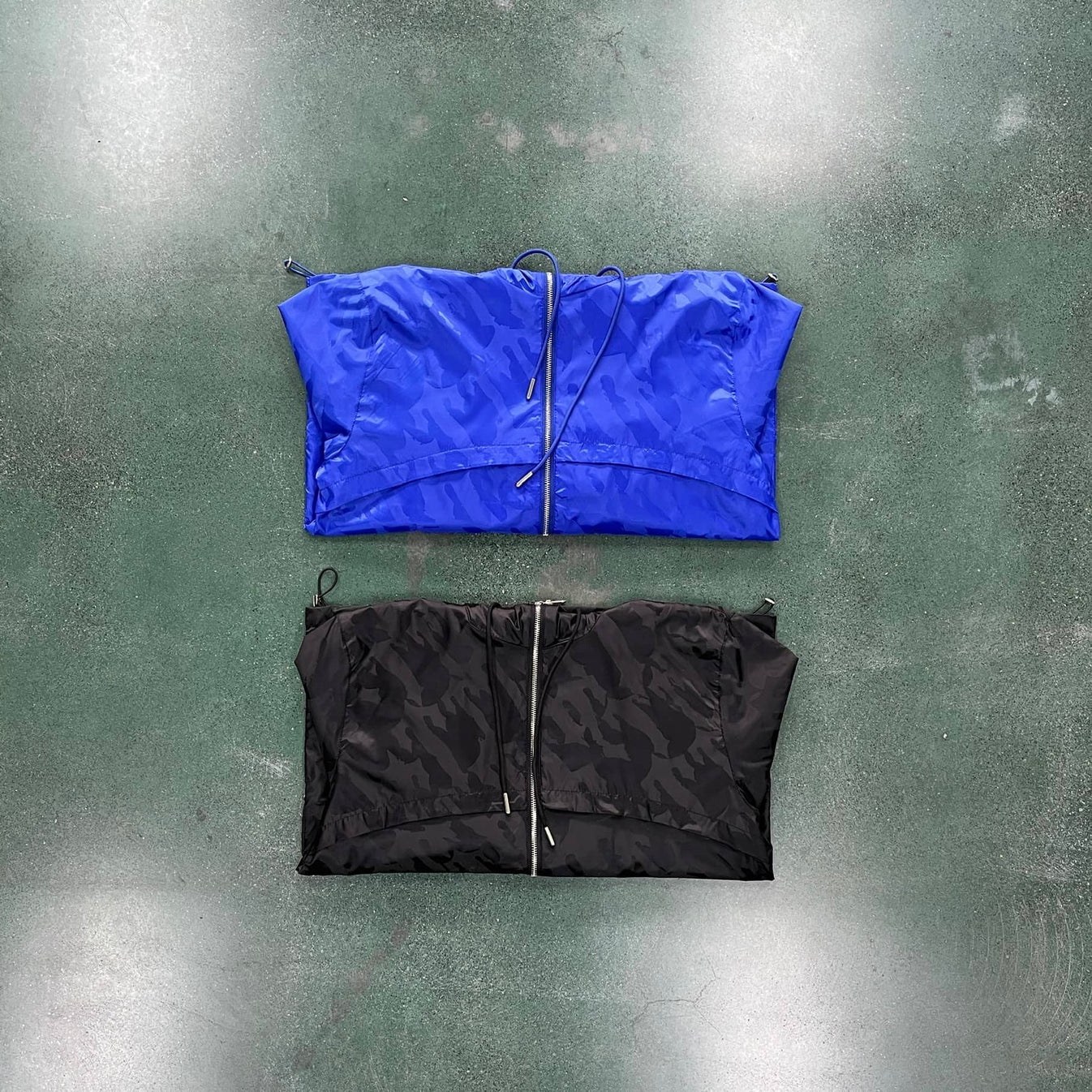 TS Irongate T Jacquard Windbreaker - Black/Blue