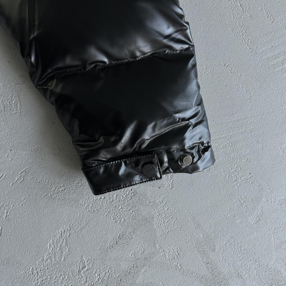 TS Irongate Embossed Puffer Jacket - Black/White