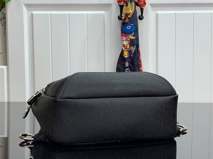 LV Avenue Sling Bag - Black
