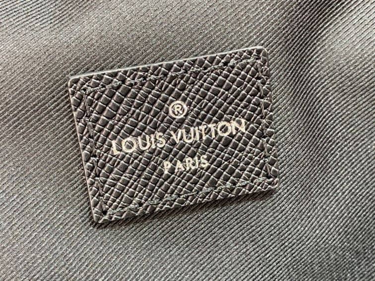 LV Avenue Sling Bag - Black