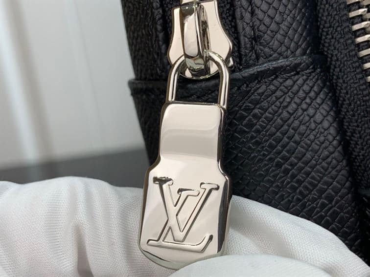 LV Avenue Sling Bag - Black