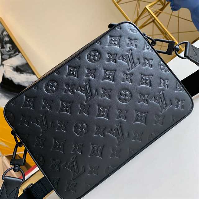 LV Duo Messenger Bag - Black