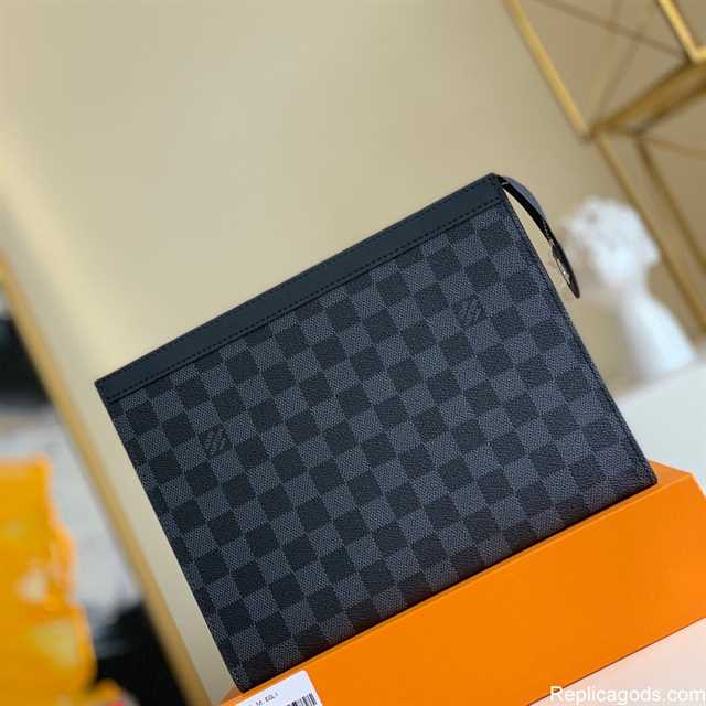 LV Voyage MM Monogram Pochette - Black