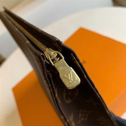 LV Monogram Toiletry Pouch 26 - Brown